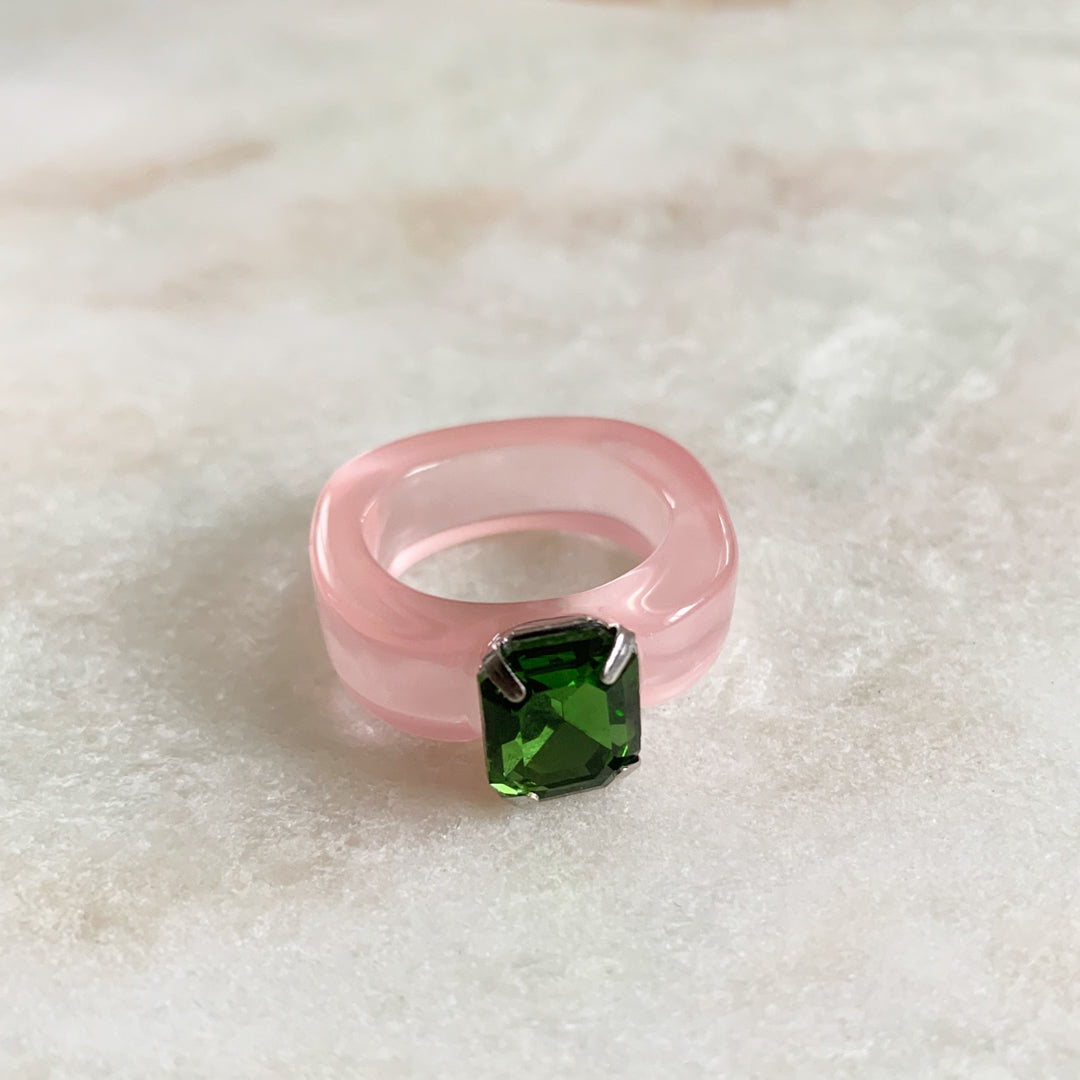 Pink Resin Ring With Green Rhinestone
