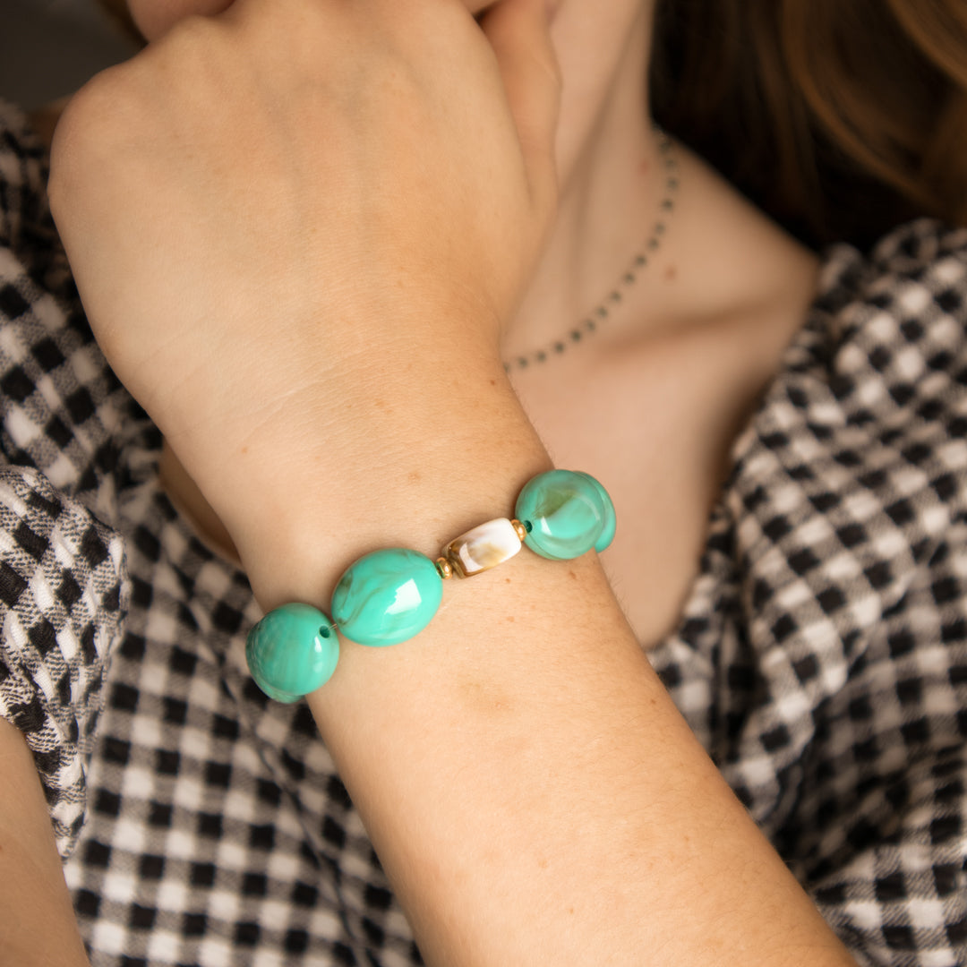 Chunky Turquoise Bead Necklace