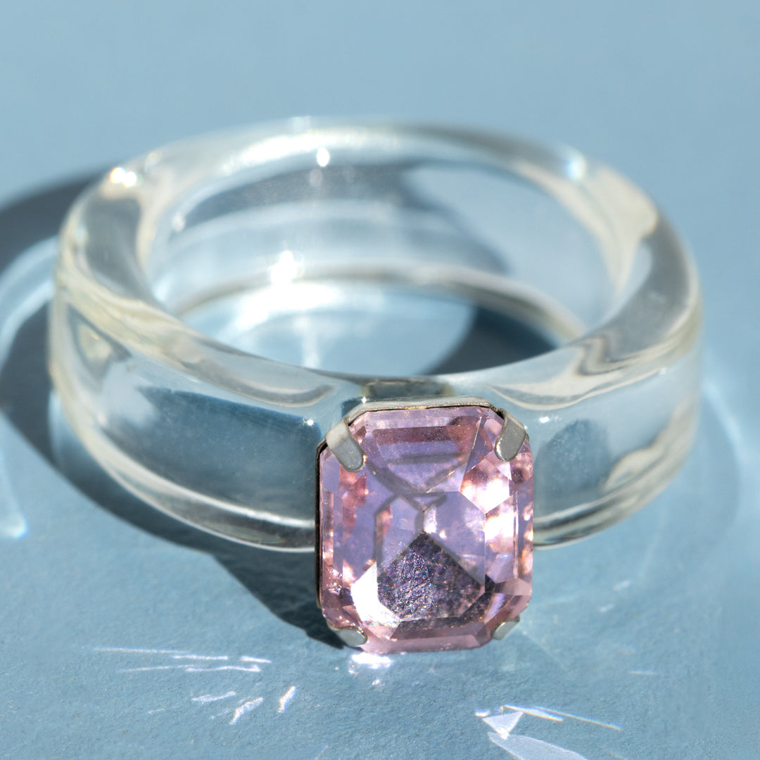 Transparent Resin Ring With Pink Rhinestone