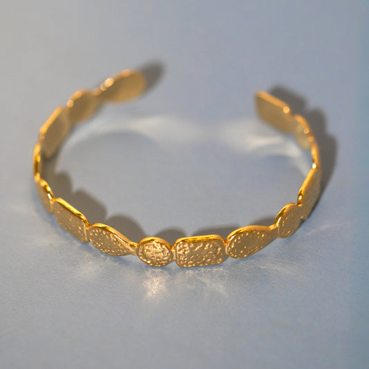 Hammered Sculpt Open Cuff