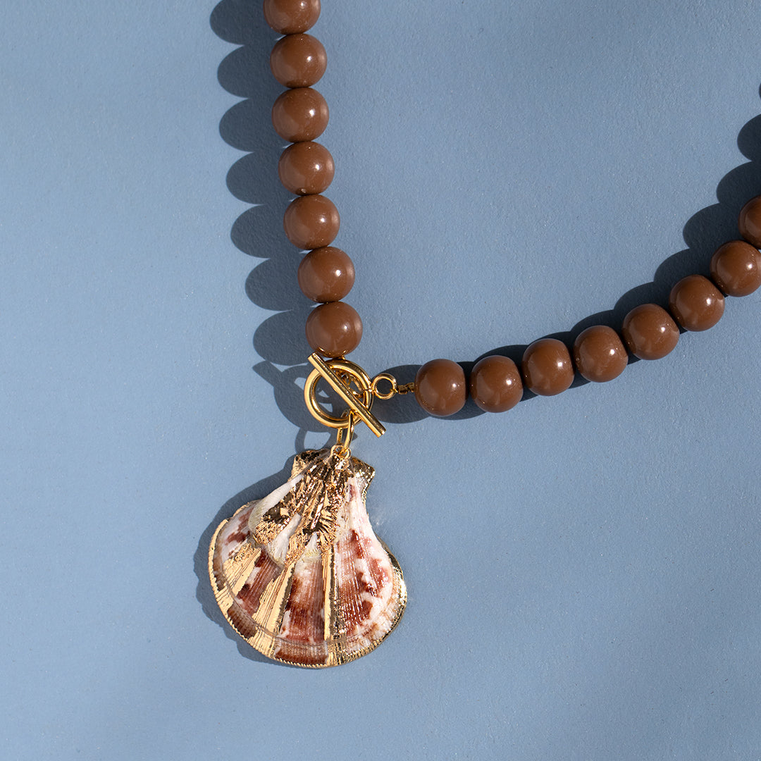 Mocha Shell Pendant Bead Necklace